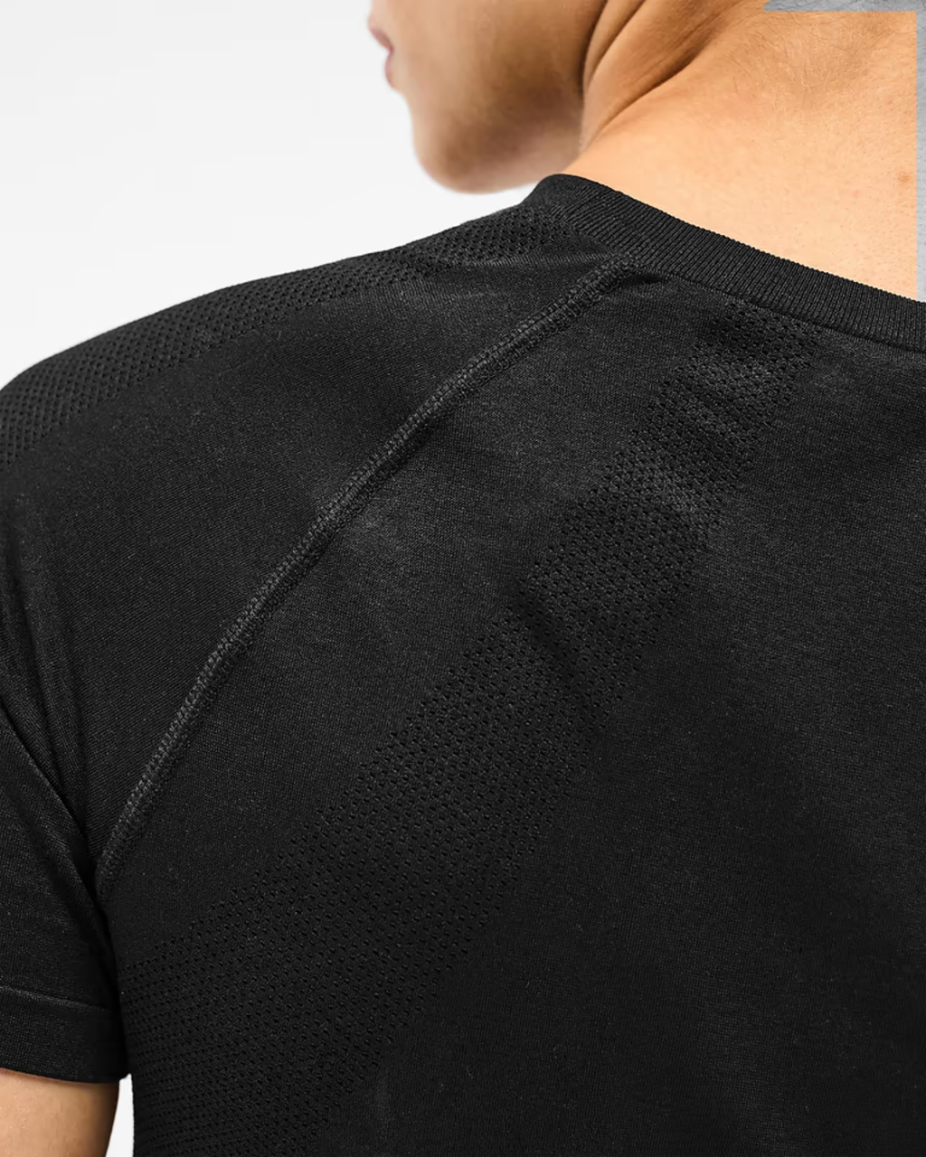 Arc Ease Seamless Perforated T-Shirt