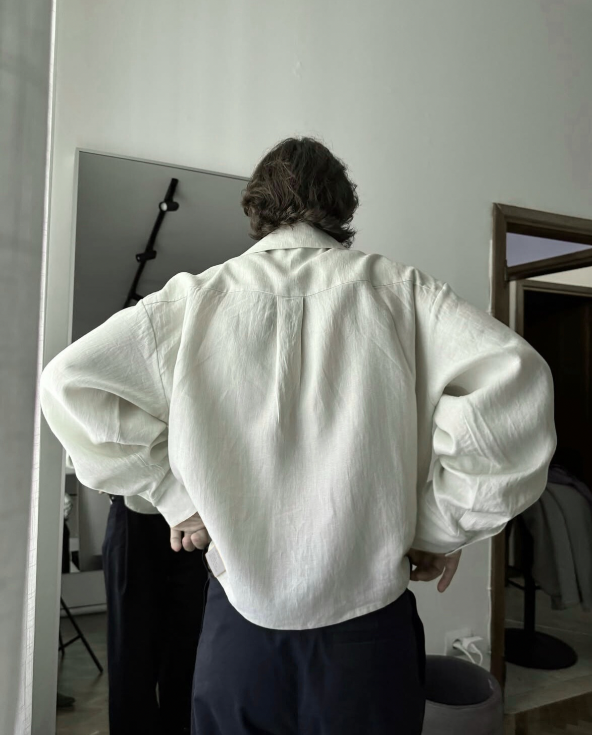 THE LINNEN SHIRT