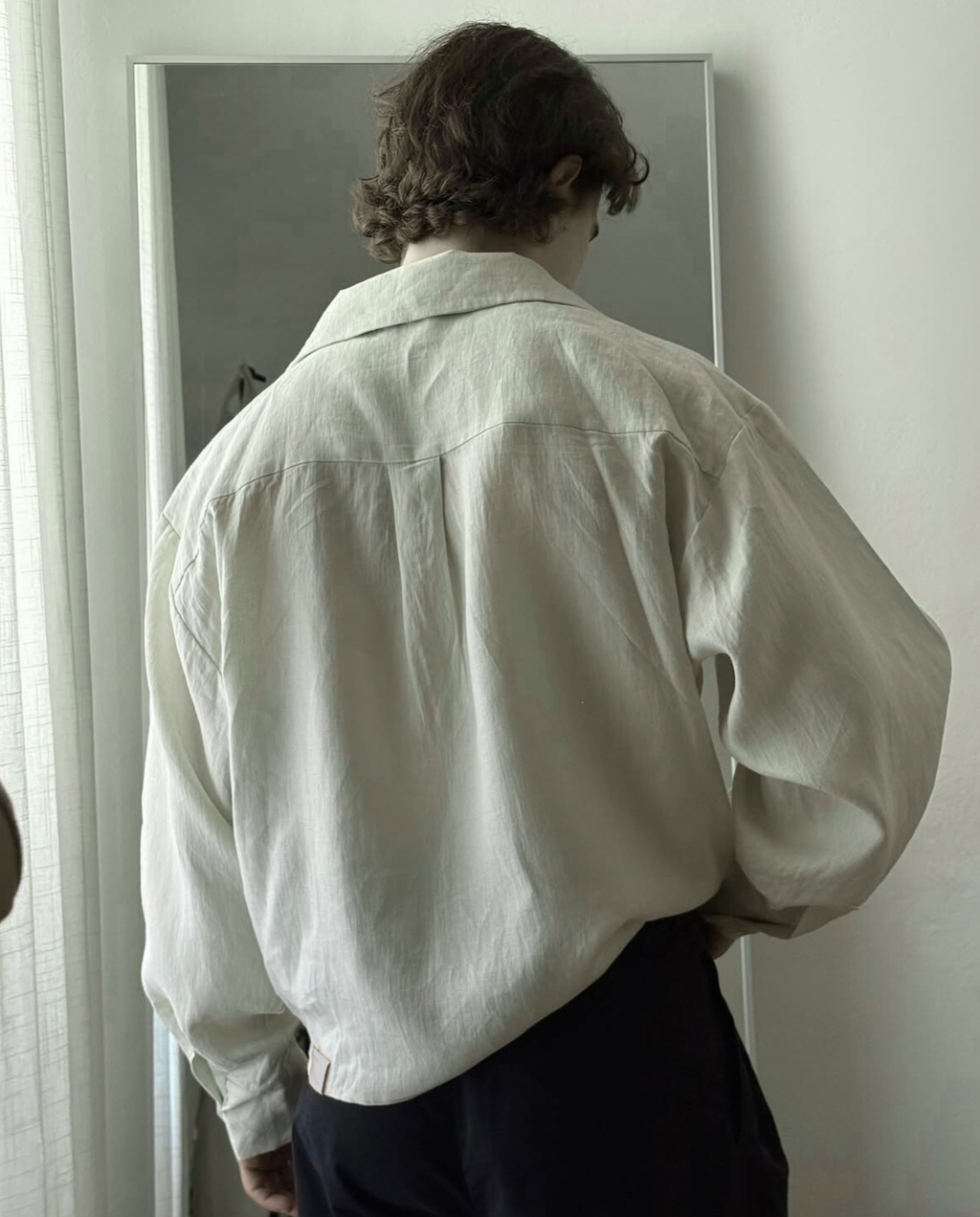 THE LINNEN SHIRT